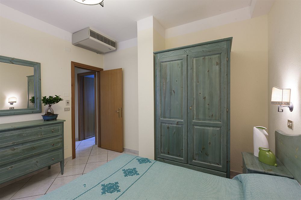 Residence Il Borgo オロゼーイ エクステリア 写真